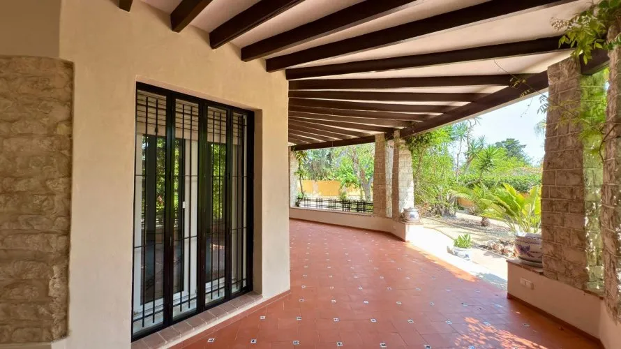 Apartamento de 6 dormitorios en Alicante, España No. 527 № 12