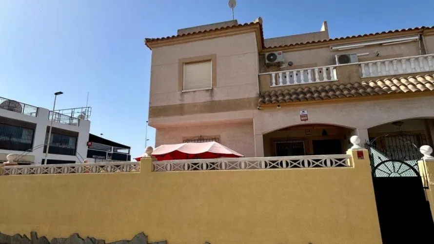 Bungalow de 2 dormitorios en Torrevieja, España No. 797 № 20