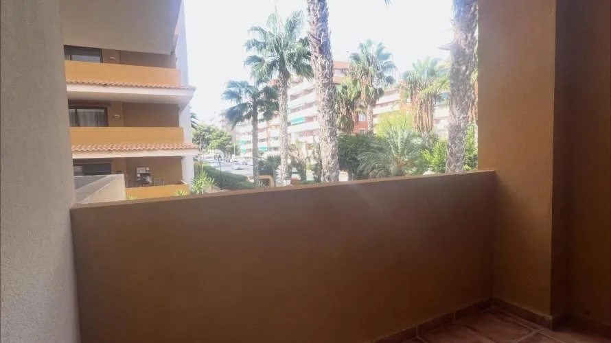 Apartamento de 110m² en Torrevieja, España No. 131 № 16