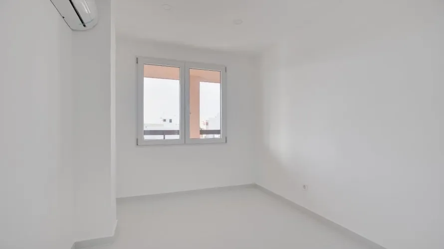 Apartamento de 3 dormitorios en Torrevieja, España No. 616 № 22