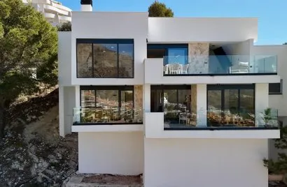 Villa de 238m² en Altea, España No. 681