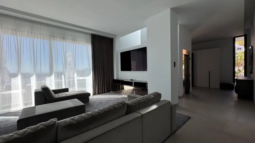 Villa de 691m² en Finestrat, España No. 503 № 12
