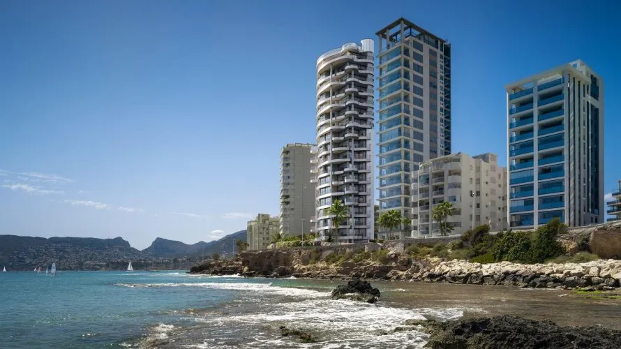 Apartamento de 3 dormitorios en Calpe, España No. 391 № 1
