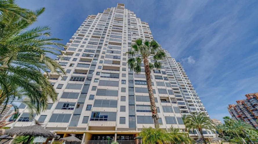 Apartamento de 1 dormitorio en Benidorm, España No. 298 № 27