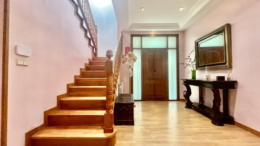 Villa de 4 dormitorios en Torrevieja, España No. 189 № 17