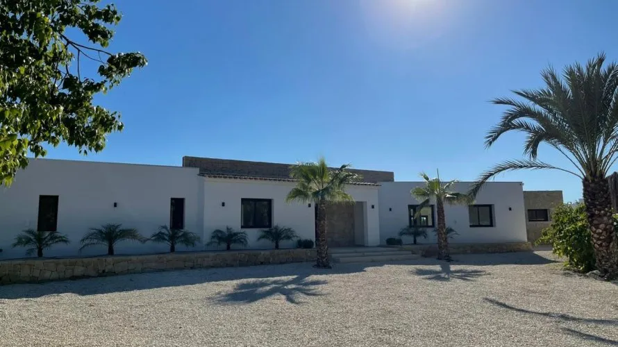 Villa de 4 dormitorios en Altea, España No. 232 № 13