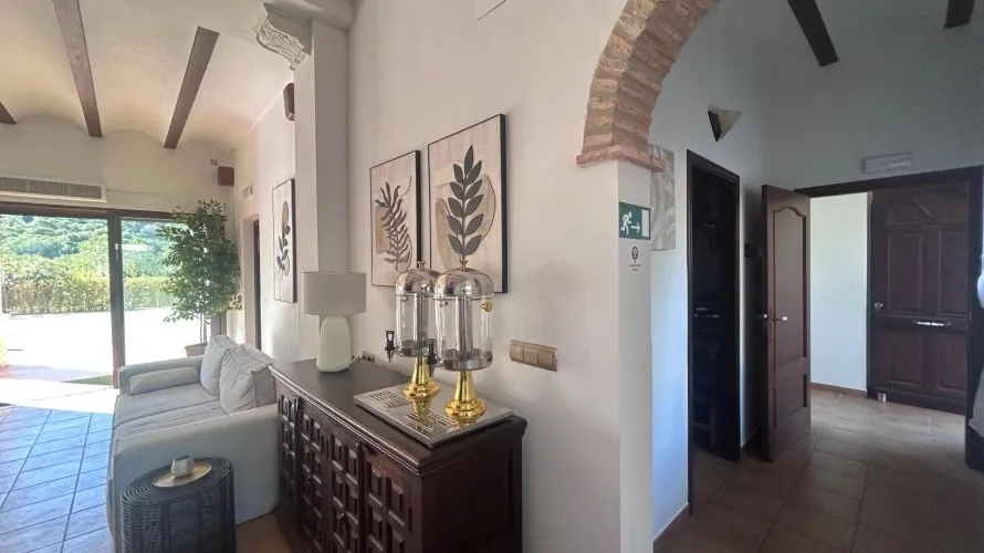 Hotel de 12 dormitorios en Finestrat, España No. 200 № 11
