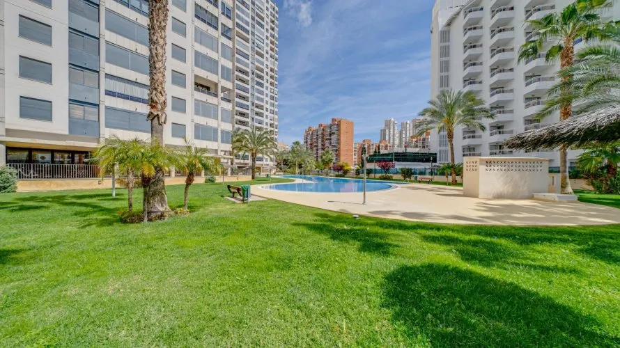 Apartamento de 1 dormitorio en Benidorm, España No. 298 № 26