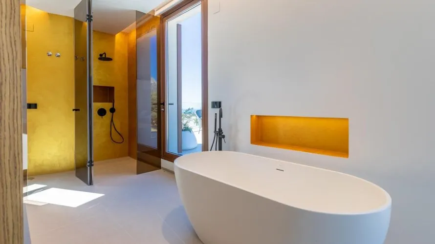 Villa de 4 dormitorios en Benidorm, España No. 343 № 16
