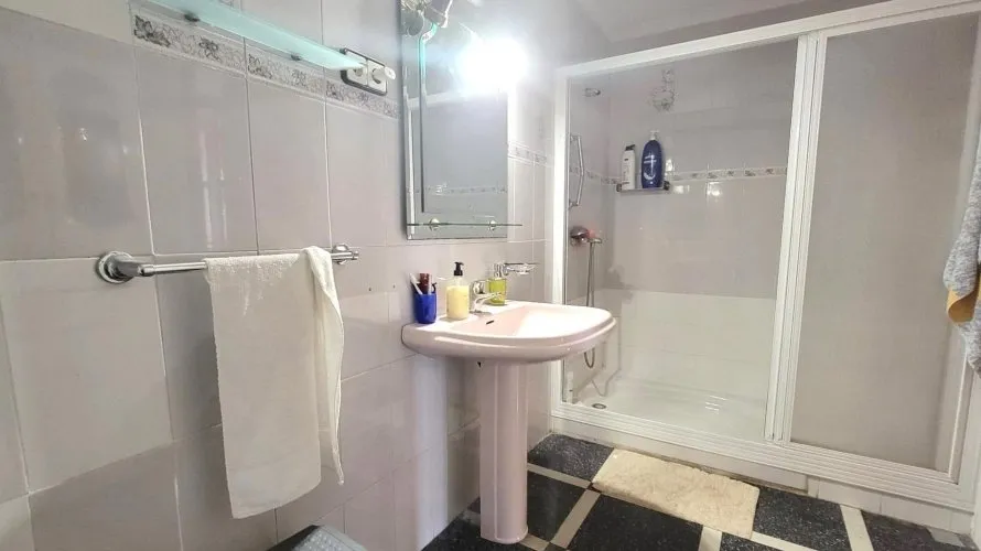 Apartamento de 1 dormitorio en Torrevieja, España No. 708 № 21