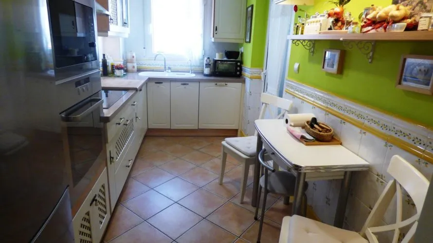 Apartamento de 3 dormitorios en Alicante, España No. 775 № 16