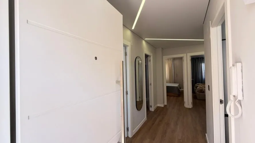 Apartamento de 3 dormitorios en Torrevieja, España No. 733