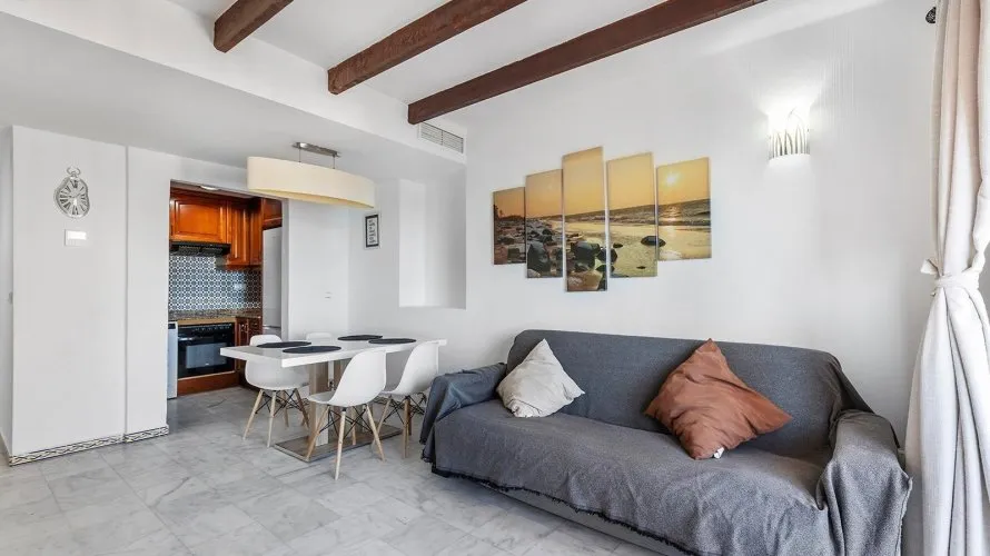 Apartamento de 2 dormitorios en Torrevieja, España No. 736 № 9