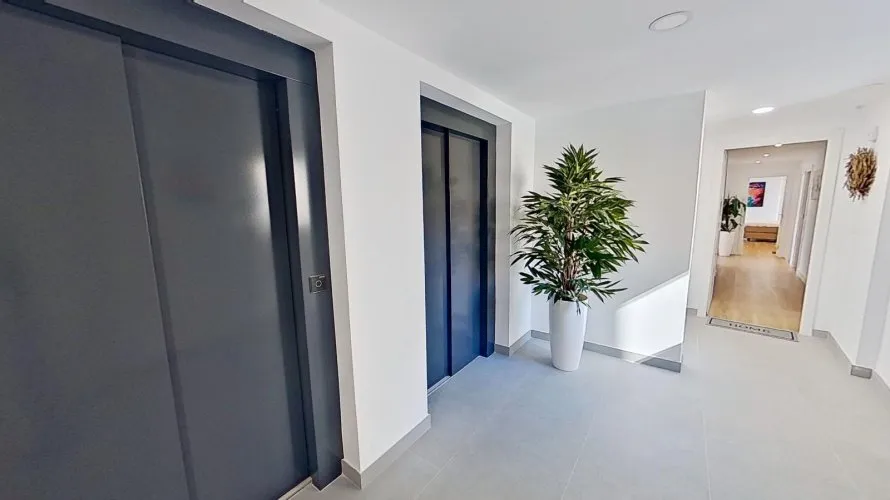 Apartamento de 2 dormitorios en Benidorm, España No. 199 № 16