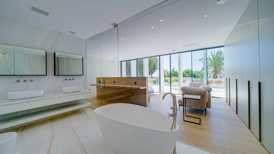 Villa de 5 dormitorios en Altea, España No. 351 № 20