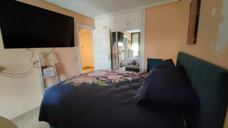 Apartamento de 2 dormitorios en Benidorm, España No. 144 № 24