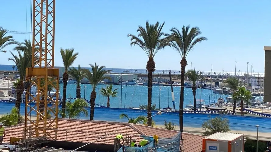 Apartamento de 4 dormitorios en Torrevieja, España No. 554 № 21