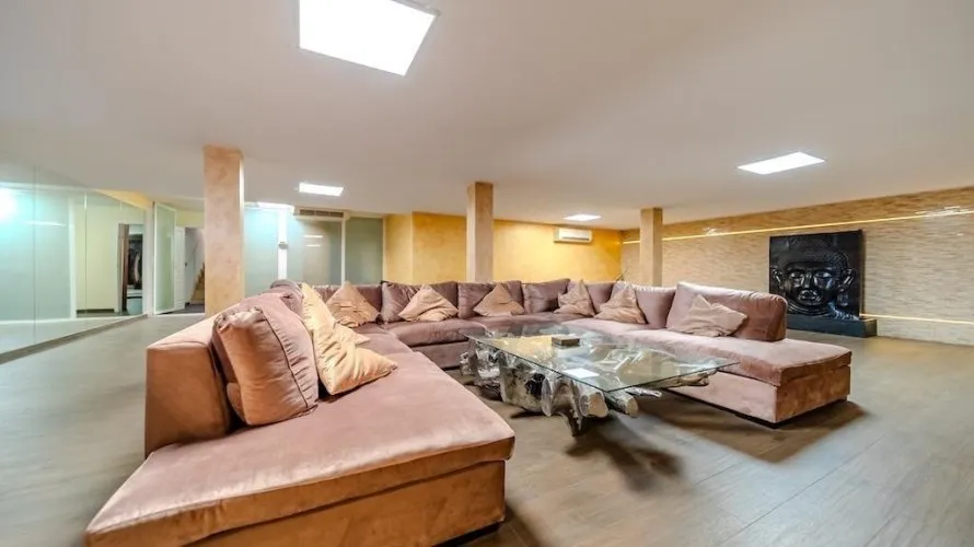 Villa de 5 dormitorios en Torrevieja, España No. 519 № 15