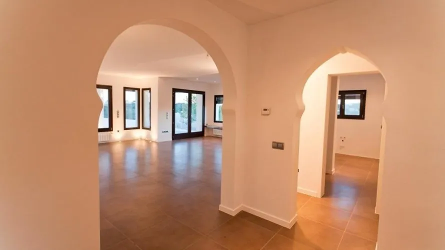 Villa de 4 dormitorios en Moraira, España No. 534 № 22