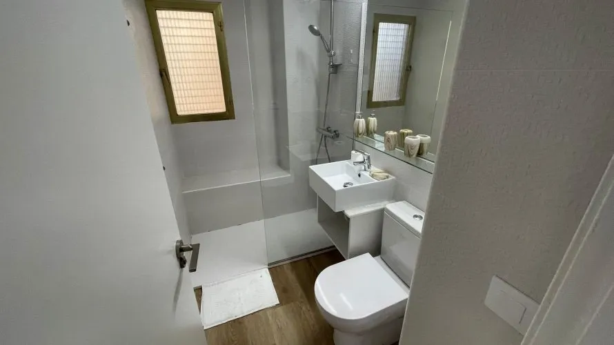 Apartamento de 1 dormitorio en Benidorm, España No. 446 № 5