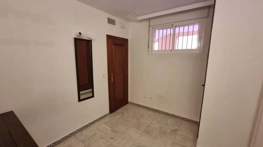 Apartamento de 2 dormitorios en Torrevieja, España No. 179 № 4