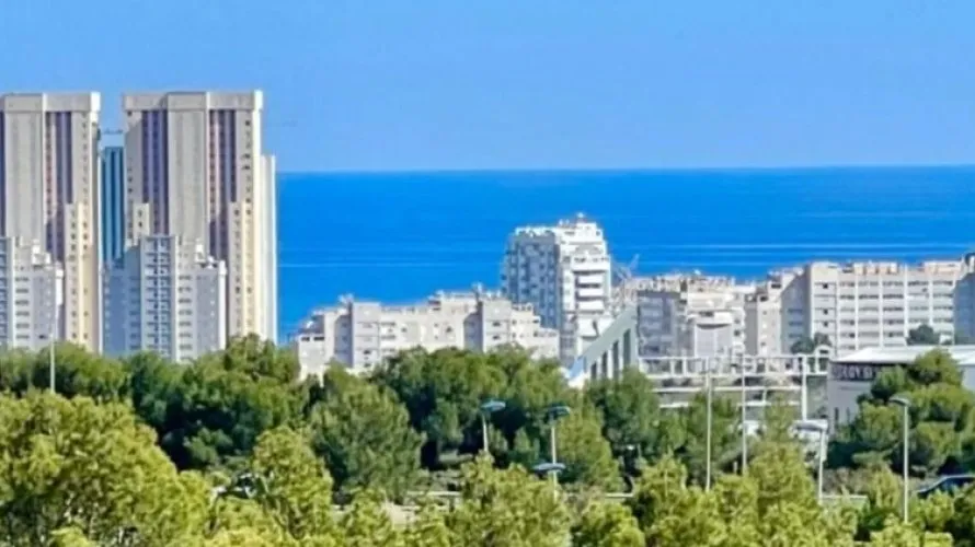 Bungalow de 3 dormitorios en Finestrat, España No. 271