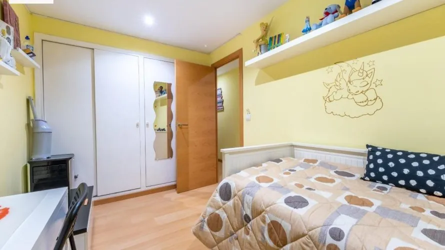 Apartamento de 3 dormitorios en Alicante, España No. 644 № 12
