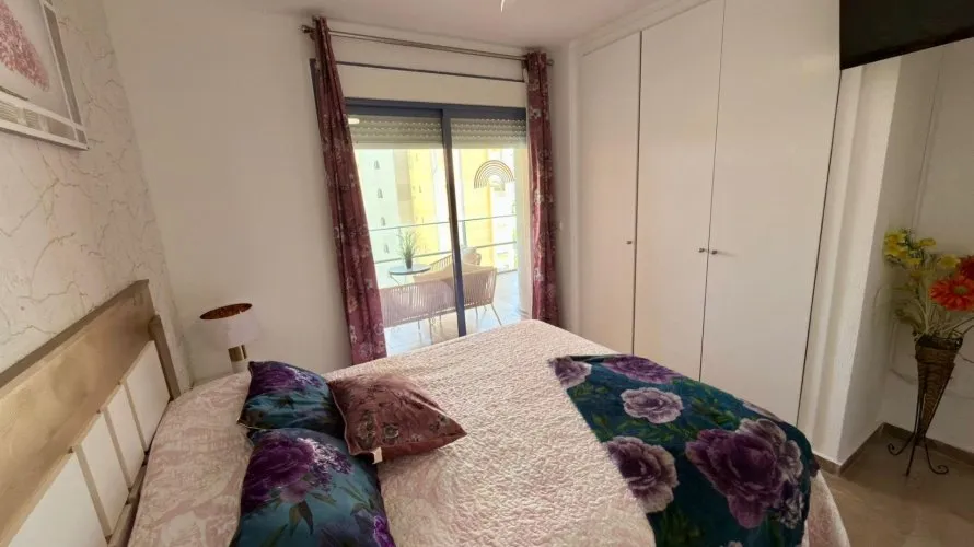Apartamento de 2 dormitorios en Villajoyosa, España No. 758 № 11