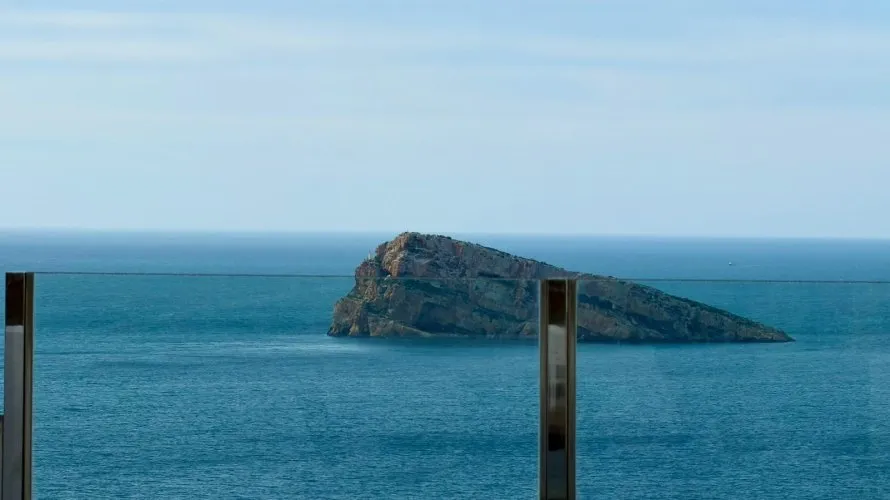 Ático de 2 dormitorios en Benidorm, España No. 107