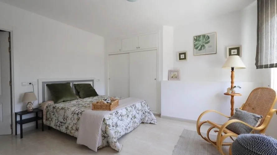 Apartamento de 3 dormitorios en Torrevieja, España No. 425 № 14