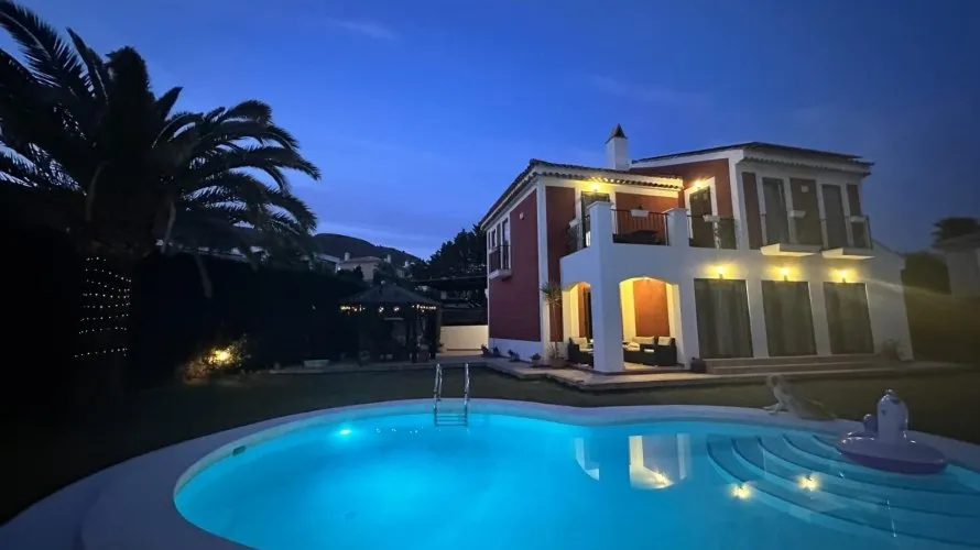 Villa de 4 dormitorios en Finestrat, España No. 211 № 14