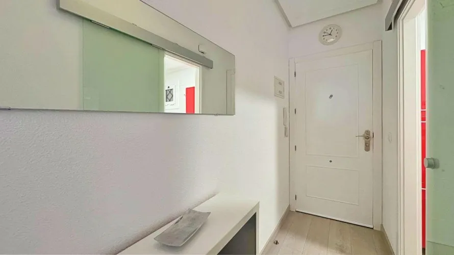 Apartamento de 1 dormitorio en Torrevieja, España No. 692 № 19