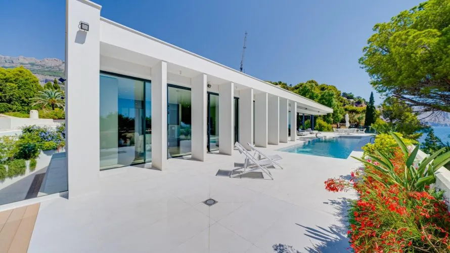 Villa de 5 dormitorios en Altea, España No. 351 № 24