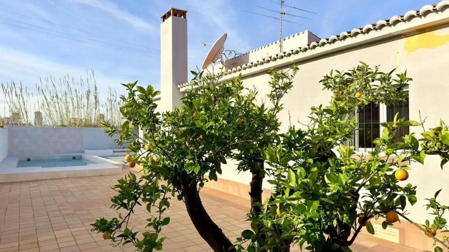 Apartamento de 3 dormitorios en El Campello, España No. 687 № 14