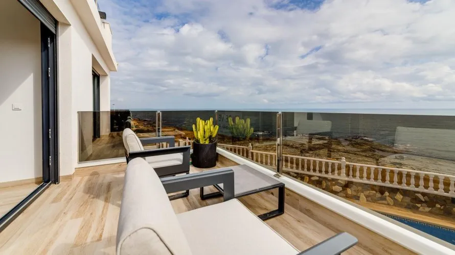 Villa de 210m² en Torrevieja, España No. 509 № 5