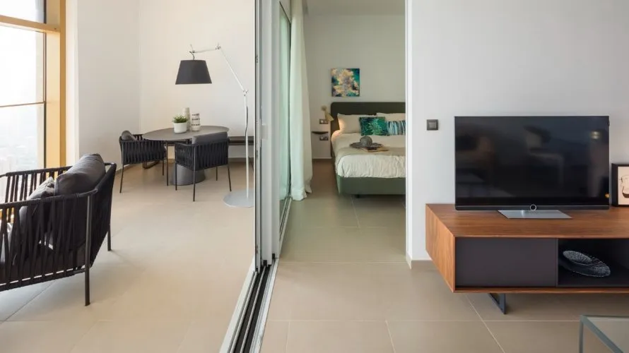 Apartamento de 3 dormitorios en Benidorm, España No. 274 № 2