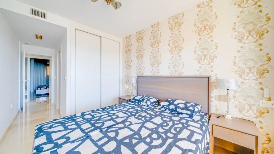 Apartamento de 2 dormitorios en Villajoyosa, España No. 299 № 25
