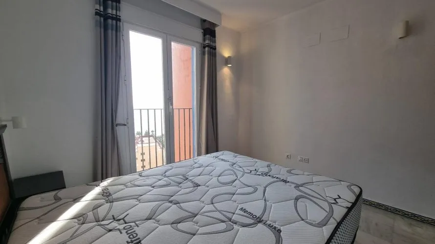 Apartamento de 2 dormitorios en Torrevieja, España No. 179 № 9