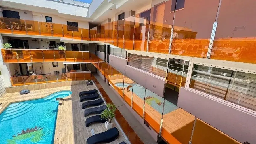 Apartamento de 2 dormitorios en Torrevieja, España No. 522 № 3