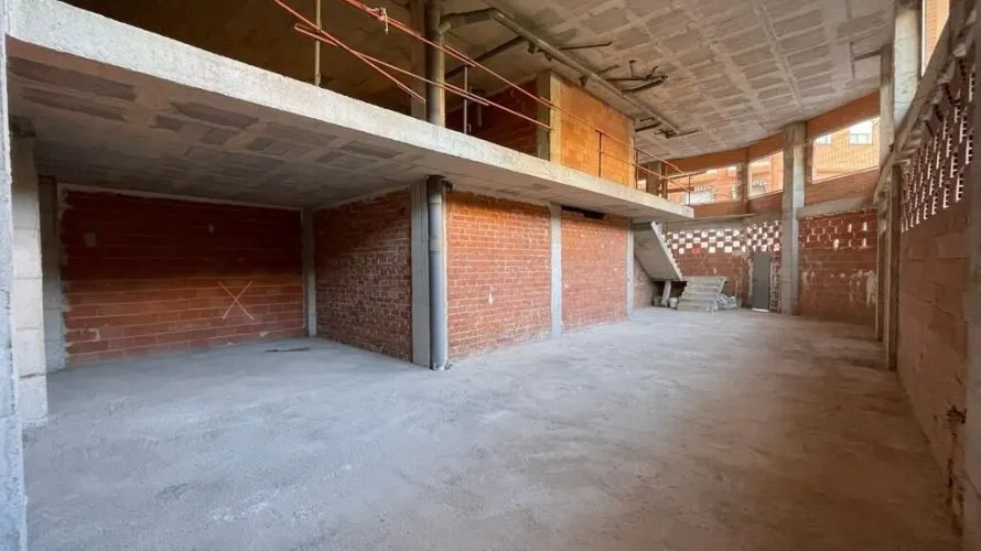 Propiedad comercial de 200m² en Alicante, España No. 367 № 4