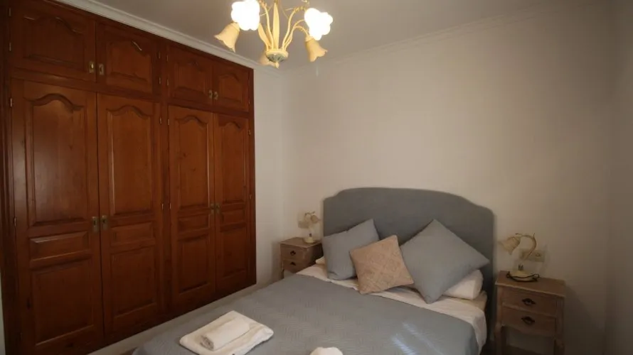 Villa de 5 dormitorios en Calpe, España No. 238 № 12