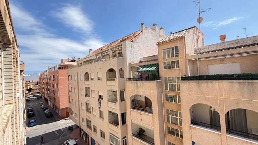 Ático de 3 dormitorios en Torrevieja, España No. 720 № 18