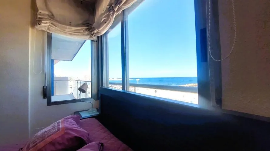Apartamento de 4 dormitorios en Torrevieja, España No. 399 № 15