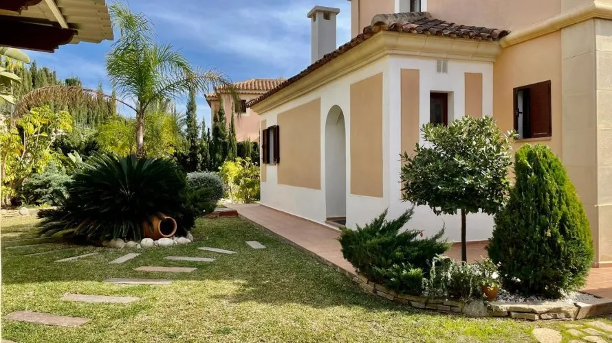 Villa de 1 dormitorio en Finestrat, España No. 547 № 2