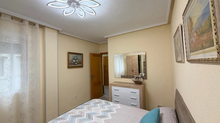 Apartamento de 3 dormitorios en Torrevieja, España No. 672 № 11