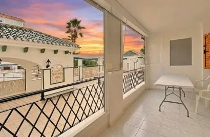 Apartamento de 1 dormitorio en Torrevieja, España No. 692