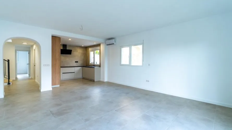 Apartamento de 3 dormitorios en El Campello, España No. 208 № 11