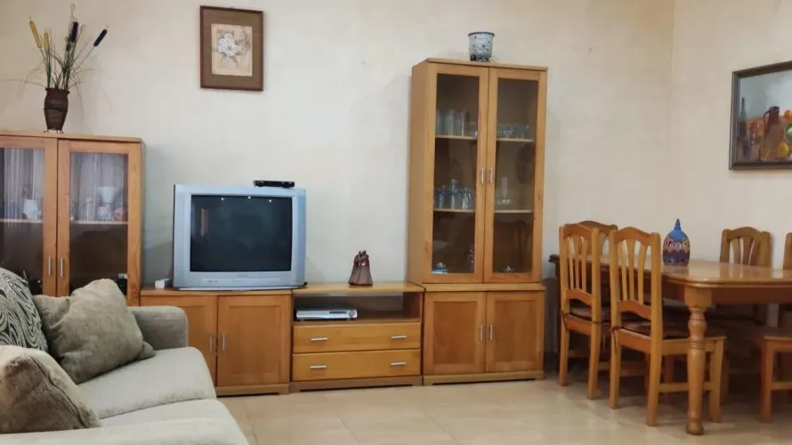 Сasa de 3 dormitorios en Torrevieja, España No. 528 № 1