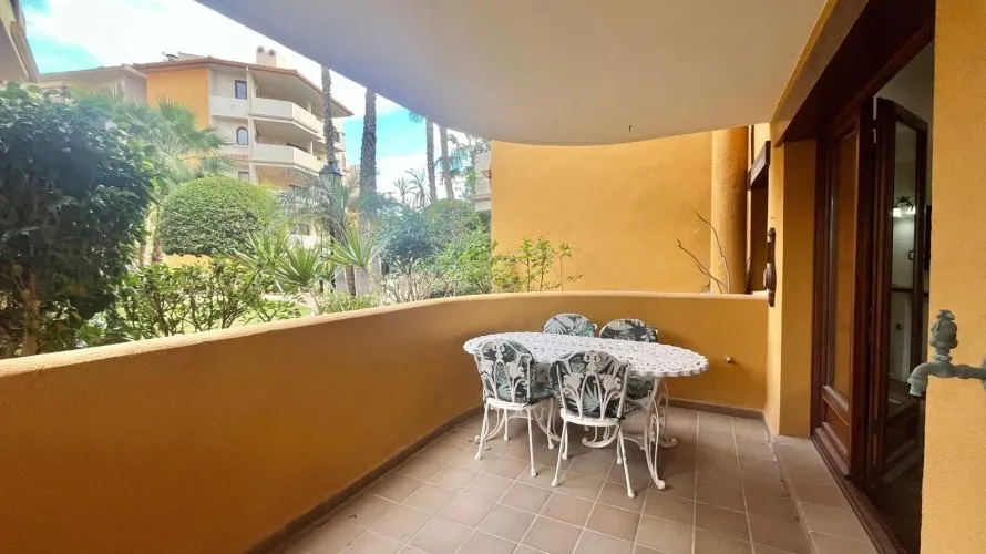 Bungalow de 2 dormitorios en Torrevieja, España No. 661 № 5