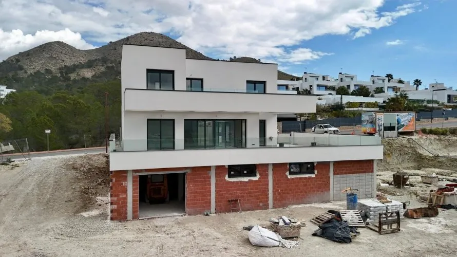Villa de 3 dormitorios en Finestrat, España No. 721 № 8
